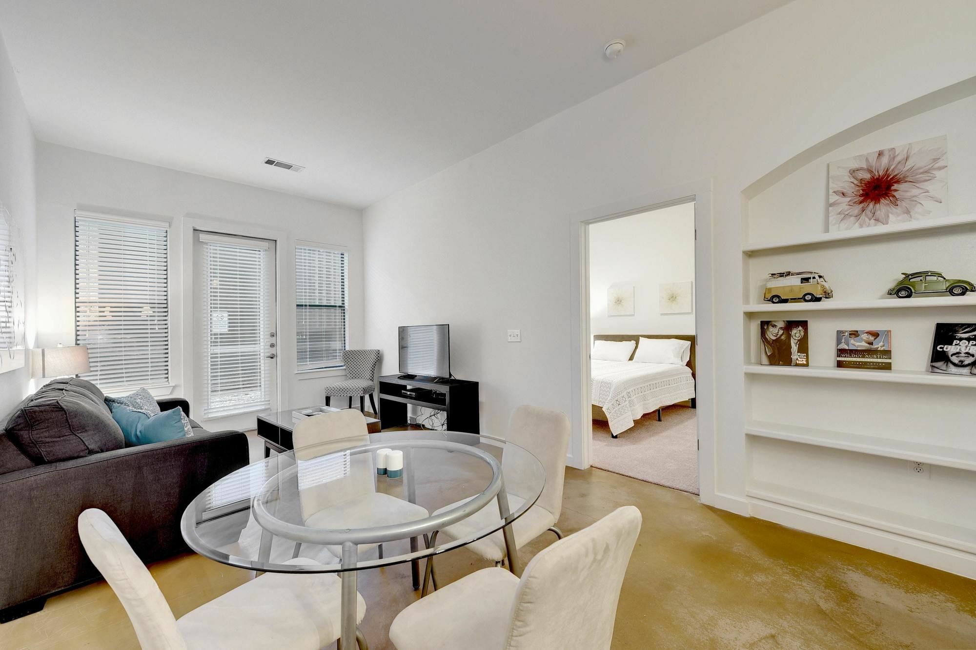 Hip Downtown Suite By Austinstays Exterior foto