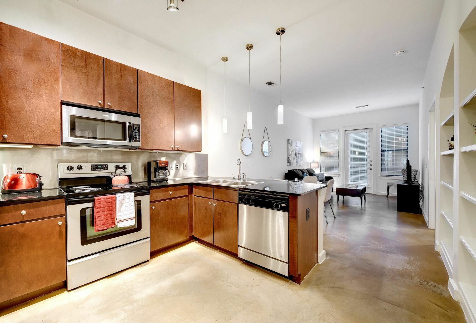 Hip Downtown Suite By Austinstays Exterior foto