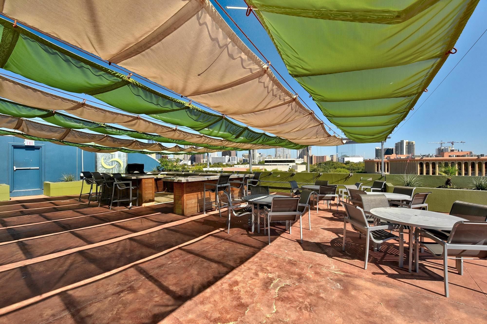 Hip Downtown Suite By Austinstays Exterior foto
